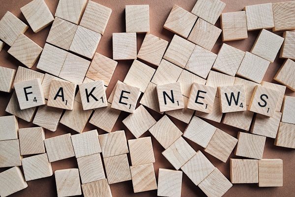 Fighting “fake news” with the Strawman tool